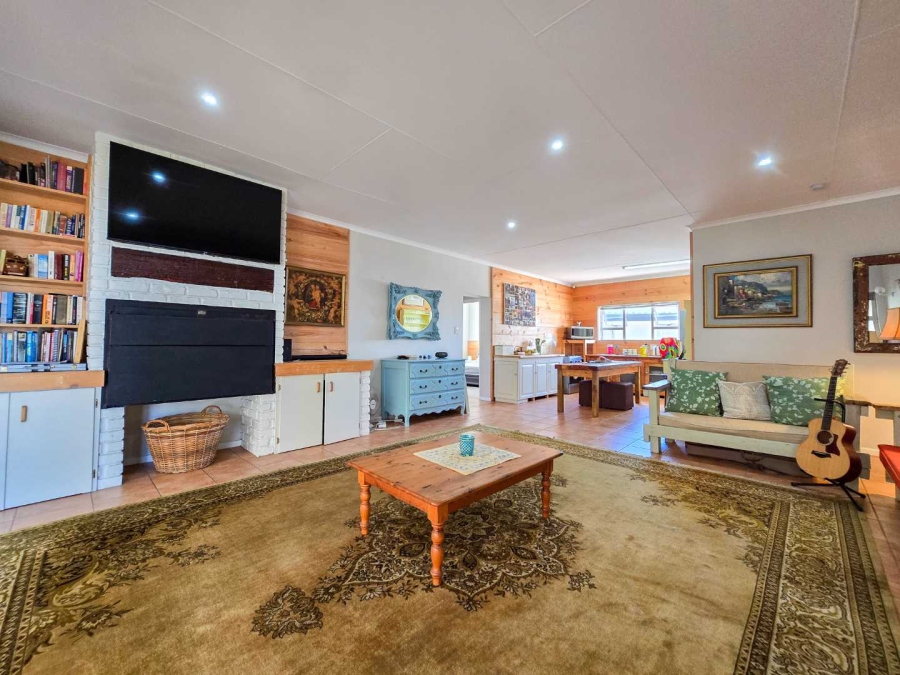 4 Bedroom Property for Sale in Stilbaai Wes Western Cape